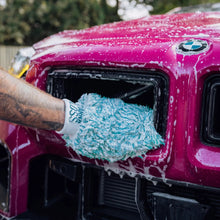 Load image into Gallery viewer, Lurvig - Microfibre Car Wash Mitt
