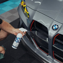 Load image into Gallery viewer, Silke - Gloss Enhancing Car Detailer
